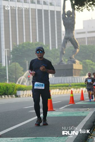Race photo from Nu Skin Run 10K