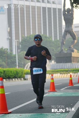 Race photo from Nu Skin Run 10K