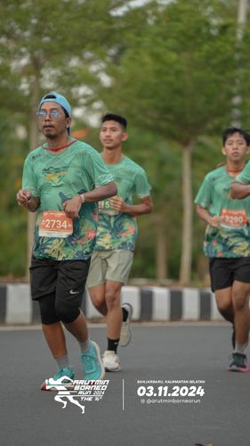 Race photo from Arutmin Borneo Run 2024