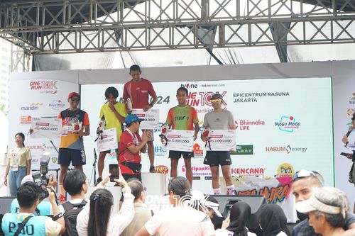 Race photo from ONE RUN 10 K