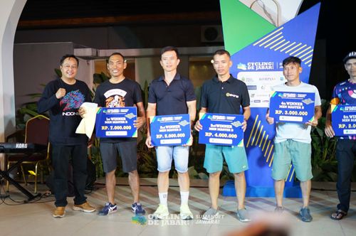 Race photo from Cycling de Jabar 2024