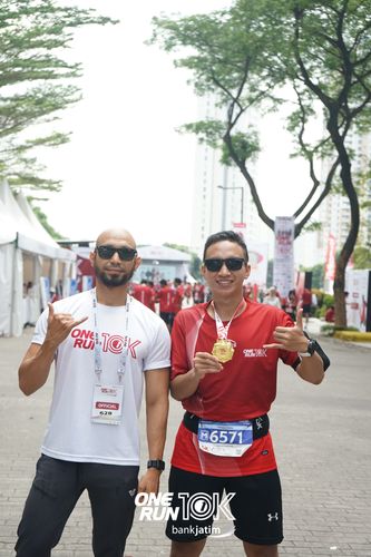 Race photo from ONE RUN 10 K