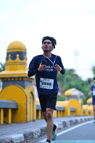 Race photo from KEMLU RUN 2025