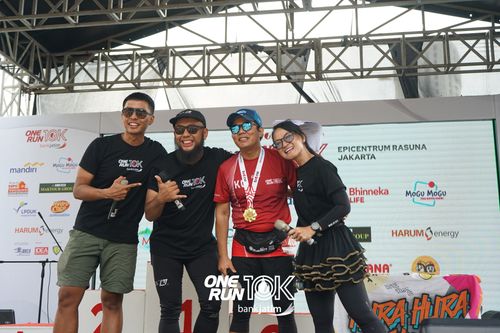 Race photo from ONE RUN 10 K