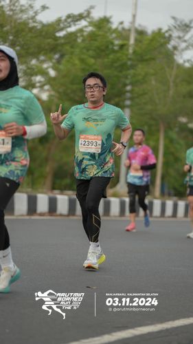 Race photo from Arutmin Borneo Run 2024