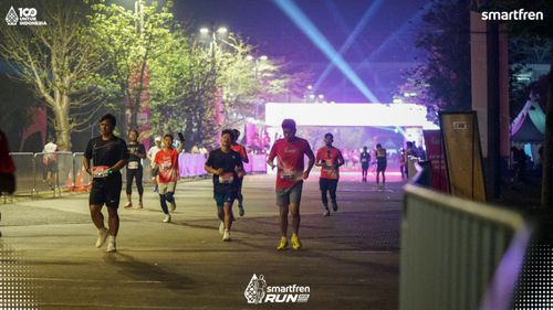 Race photo from Smartfren Run 2025 