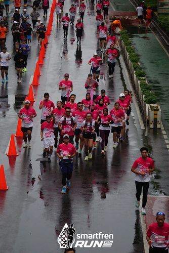Race photo from Smartfren Run 2024