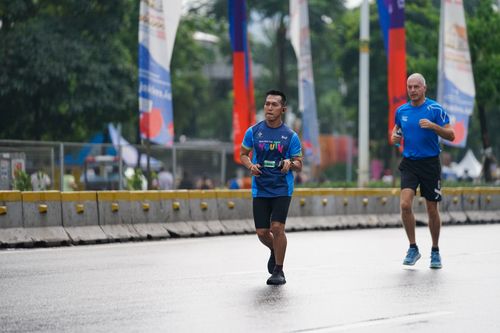 Race photo from Road to BAF Lions Run 2024