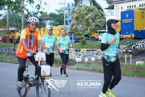 Race photo from Arutmin Borneo Run 2024