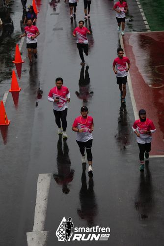 Race photo from Smartfren Run 2024