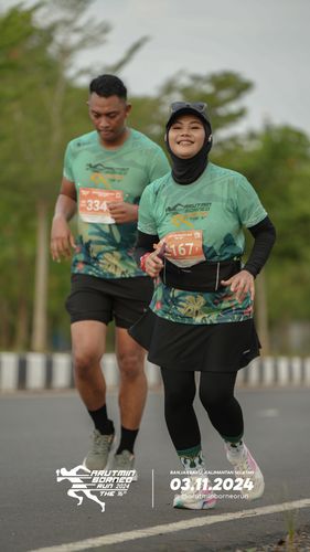 Race photo from Arutmin Borneo Run 2024