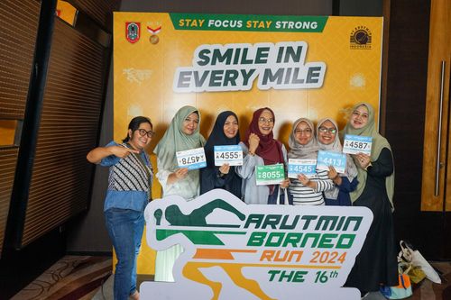 Race photo from Arutmin Borneo Run 2024