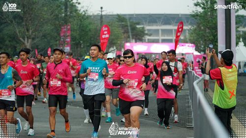 Race photo from Smartfren Run 2025 