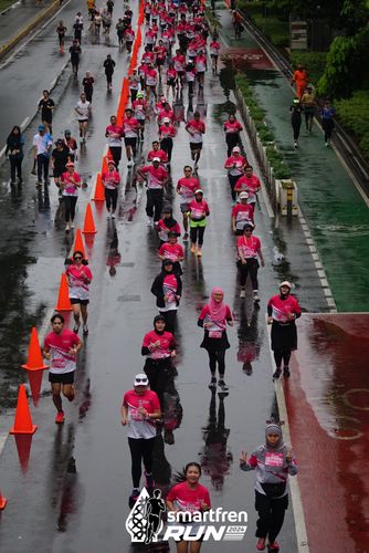 Race photo from Smartfren Run 2024