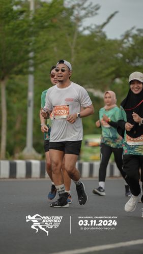 Race photo from Arutmin Borneo Run 2024