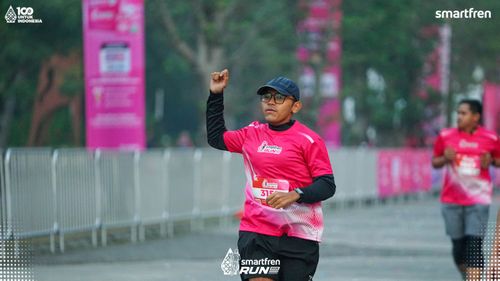 Race photo from Smartfren Run 2025 