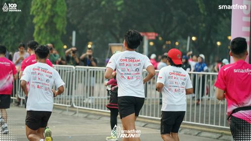 Race photo from Smartfren Run 2025 