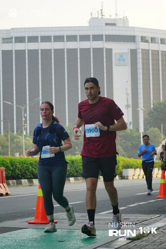 Race photo from Nu Skin Run 10K