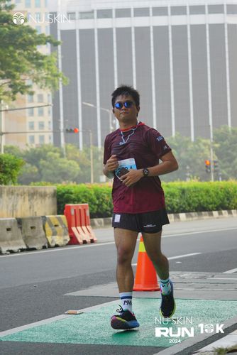 Race photo from Nu Skin Run 10K