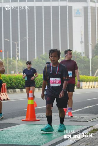 Race photo from Nu Skin Run 10K