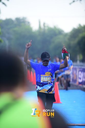 Race photo from Isoplus Run 2024 Surabaya