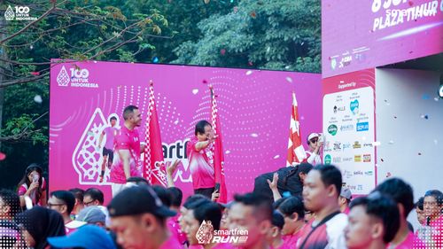 Race photo from Smartfren Run 2025 