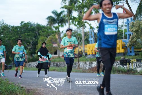 Race photo from Arutmin Borneo Run 2024