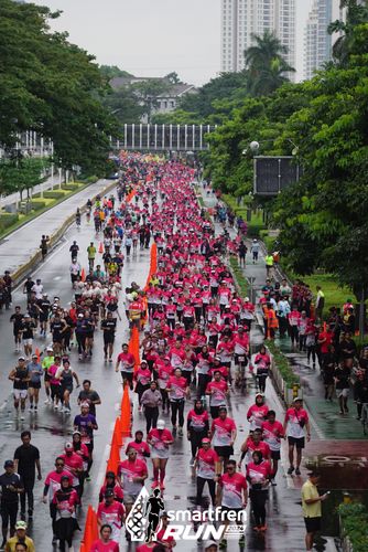 Race photo from Smartfren Run 2024
