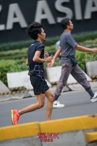 Race photo from ONE RUN 10K VIBES JAKARTA 