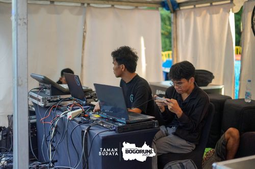 Race photo from Taman Budaya x BOGORUN 2025