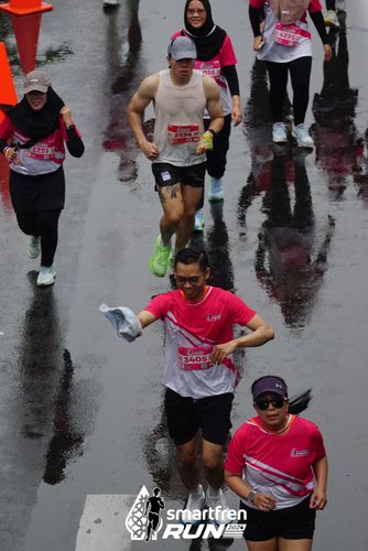 Race photo from Smartfren Run 2024