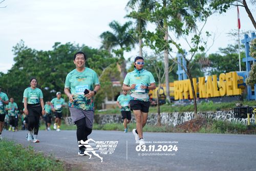 Race photo from Arutmin Borneo Run 2024