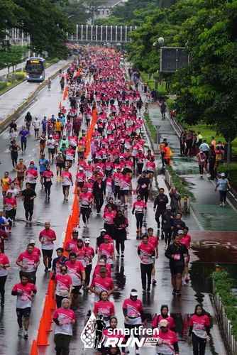 Race photo from Smartfren Run 2024