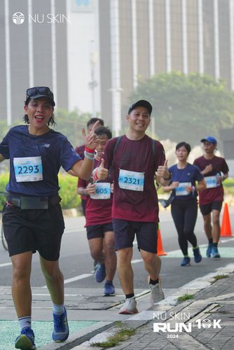 Race photo from Nu Skin Run 10K