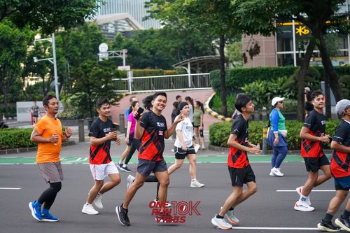 Race photo from ONE RUN 10K VIBES JAKARTA 