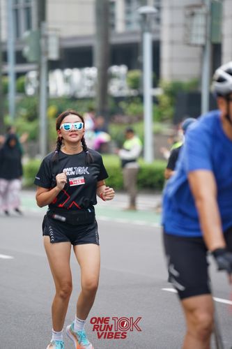 Race photo from ONE RUN 10K VIBES JAKARTA 