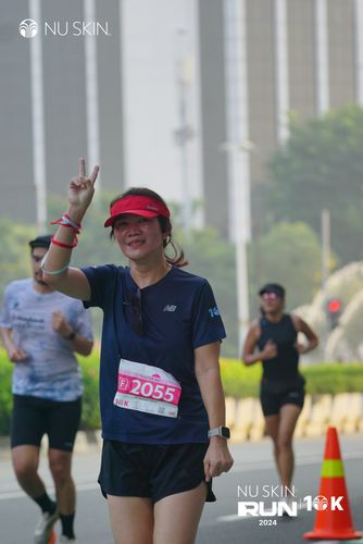Race photo from Nu Skin Run 10K