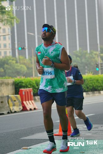 Race photo from Nu Skin Run 10K