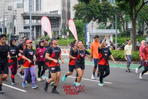 Race photo from ONE RUN 10K VIBES JAKARTA 