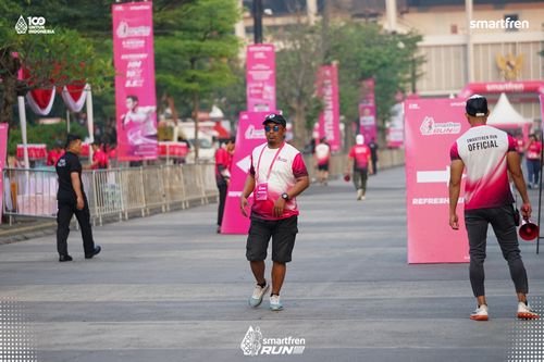 Race photo from Smartfren Run 2025 