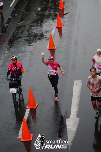 Race photo from Smartfren Run 2024