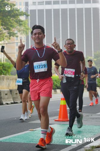 Race photo from Nu Skin Run 10K