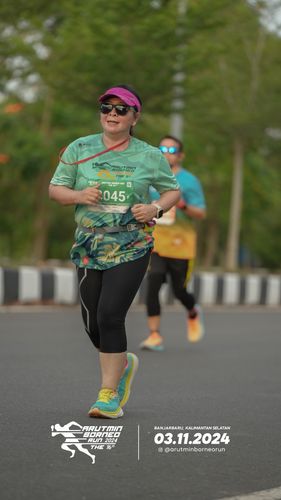 Race photo from Arutmin Borneo Run 2024