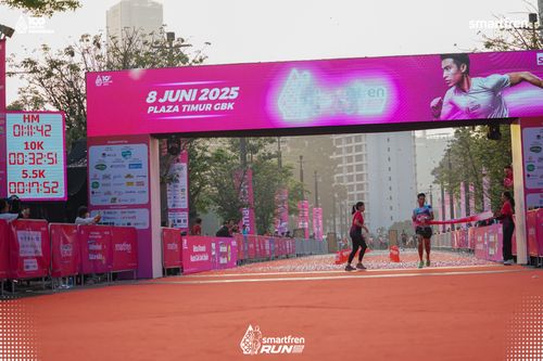 Race photo from Smartfren Run 2025 