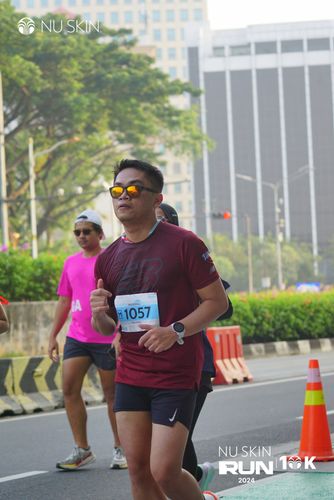 Race photo from Nu Skin Run 10K
