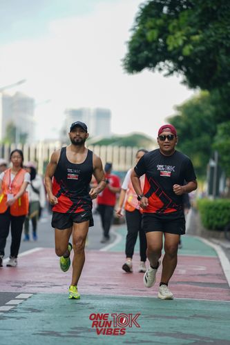 Race photo from ONE RUN 10K VIBES JAKARTA 