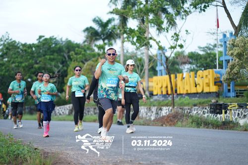Race photo from Arutmin Borneo Run 2024