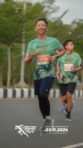 Race photo from Arutmin Borneo Run 2024