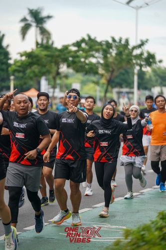 Race photo from ONE RUN 10K VIBES JAKARTA 