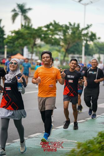 Race photo from ONE RUN 10K VIBES JAKARTA 